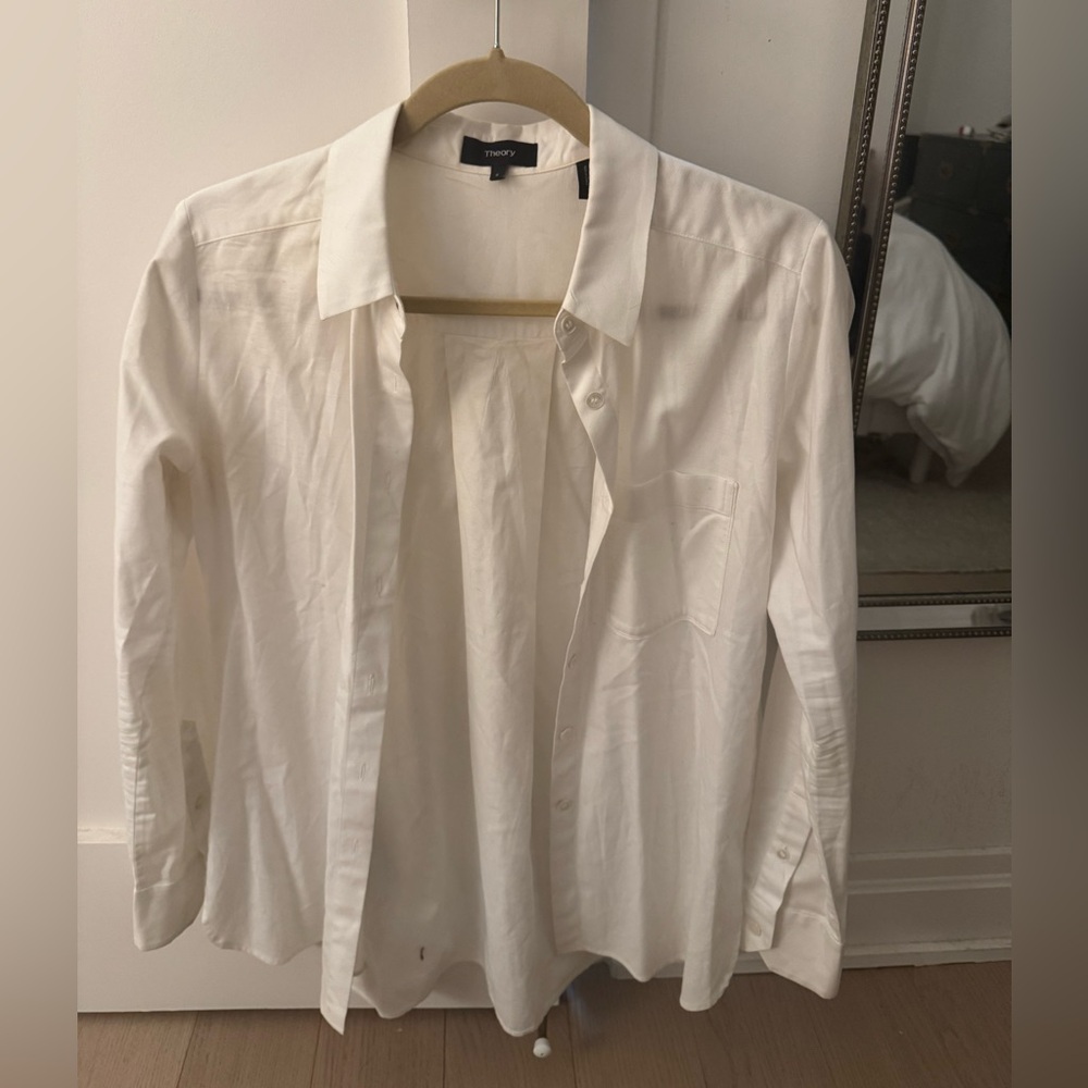 Theory Women’s Classic White Button Down